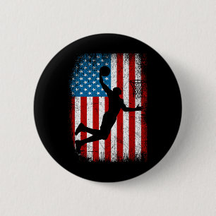 Vintager Basketball unter amerikanischer Flagge 4. Button