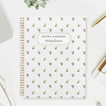 Vintager Blumenplaner Planer<br><div class="desc">Individuell gestaltetes Planerheft mit elegantem Blumenmuster mit personalisiertem Namen.</div>