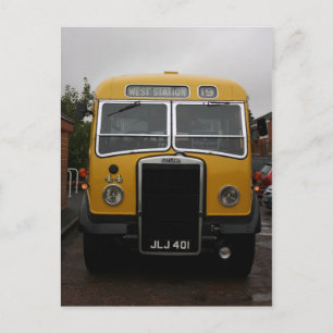 Vintager Bus am Bahnhof Bishops Lydeard, Somerset Postkarte