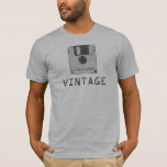 Vintager Diskettenlaufwerk-T - Shirt<br><div class="desc">Dieser lustige,  computerbezogene T - Shirt enthält eine alte Diskette und das darunter Vintage Wort. Ein nostalgisches Bild für Geeks,  Techniker und alle,  die Computer benutzen.</div>