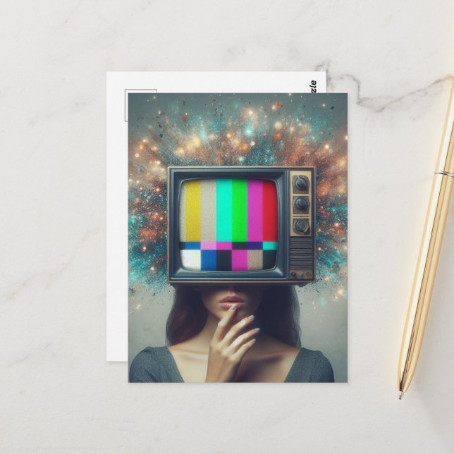 Vintager Frauenfernseher bläst ihren Geist Postkarte (Vorderseite/Rückseite Beispiel)