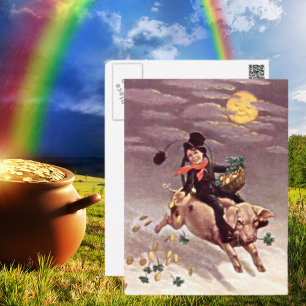 Vintager Junge reitet am Pig St Patrick's Day Postkarte
