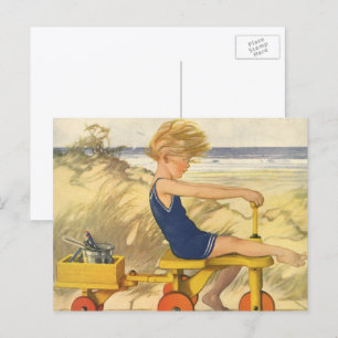 Vintager Junge spielt am Strand mit Sandspielzeug Postkarte