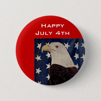 Vintager kahler Adler auf amerikanischer Flagge am Button