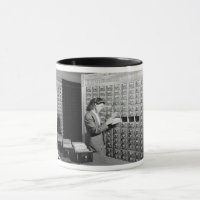 Vintager Katalog "Frauen und Bibliothekskarte"