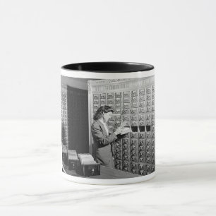 Vintager Katalog "Frauen und Bibliothekskarte" Tasse