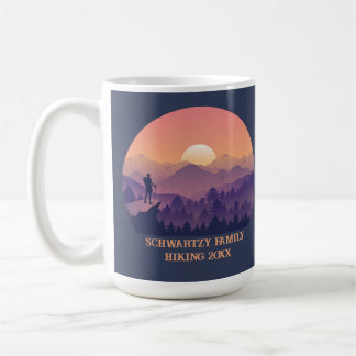 Vintager Lila Gelber Wanderberg Sonnenuntergang Kaffeetasse