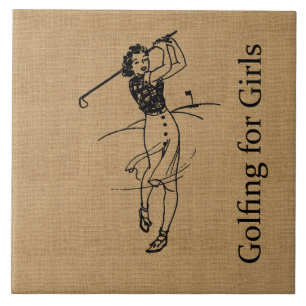 Vintager Mädchen-Golfspieler auf der Fliese