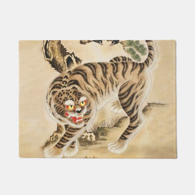 Vintager Minhwa Tiger unter Kiefernwald Fußmatte (Vorderseite)