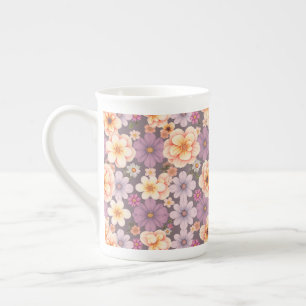 Vintager Pastellpfirsich & Lavendelblumenkern Prozellantasse