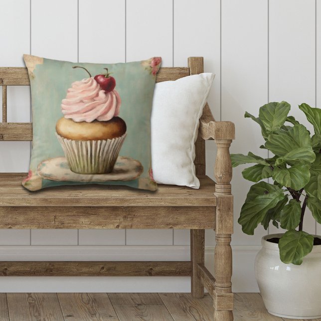 Vintager Pink Cupcake aus Frankreich Kissen (Cottagecore Vintage French Country Pink Cupcake Throw Pillow)