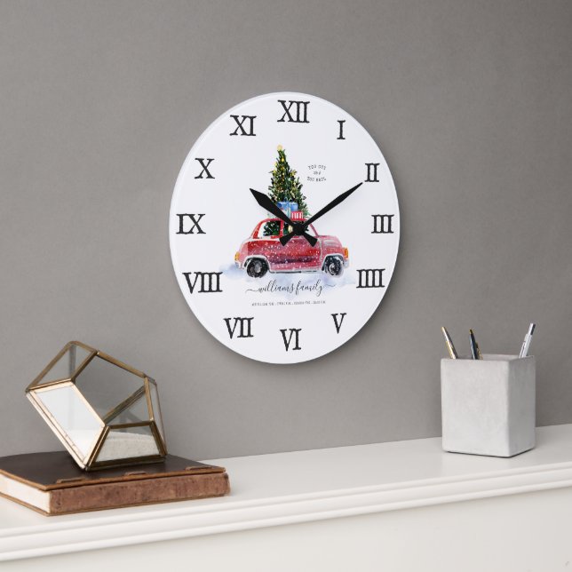 Vintager Red Car Bauernhof | Familienname Große Wanduhr (Büro)