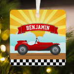 Vintager Red Race Car Personalisiert Name Kids Roo Ornament Aus Metall<br><div class="desc">Personalisieren Sie dieses niedliche quadratische Ornament mit dem Namen Ihres Kindes,  um Ihre eigenen individuellen Jungs Zimmer Ornament.</div>