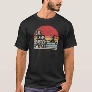 Vintager Retro isst Schlafsoccer Wiederholsoccer T-Shirt