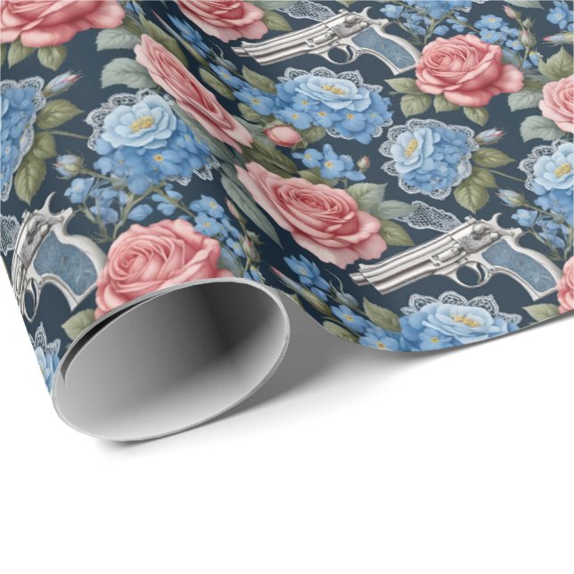 Vintager Revolver mit Spitzen und Blume Geschenkpapier (Rolleneckpunkt)