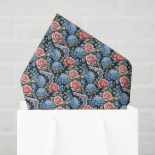 Vintager Revolver mit Spitzen und Blume Seidenpapier