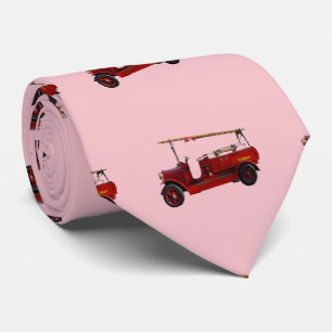 Vintager roter LKW mit Oberleitung, Krawatte