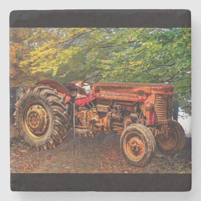 Vintager roter Zuchttraktor Steinuntersetzer (Vorderseite)