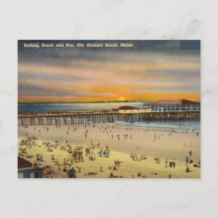 Vintager, sonniger Strand mit altmodischem Obstgar Postkarte