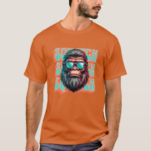 Vintager Squatch Retro Style Comic Pop Art T-Shirt