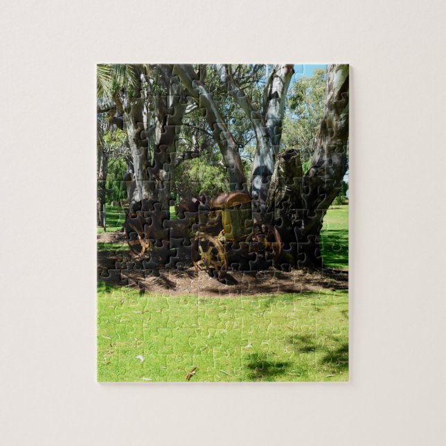 Vintager Traktor am Fluss, Puzzle (Vertikal)