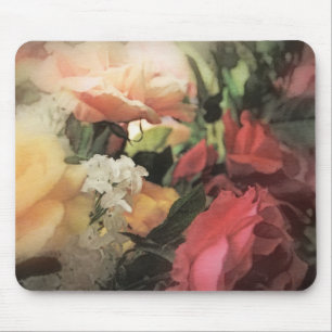 Vintager vibrierender mit Blumenhintergrund der Mousepad