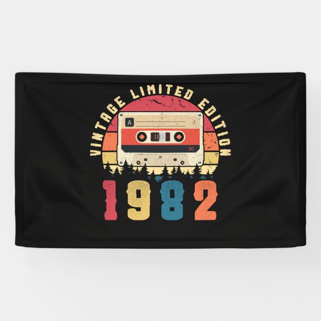 Vintages 1982 Geburtstagskassettenband Banner (Horizontal)