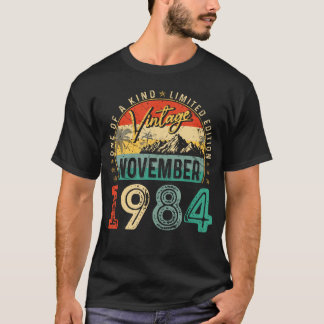 Vintages 40. Geburtstagsgeschenk Vintag im Novembe T-Shirt