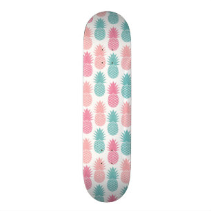 Vintages Ananas-Muster Skateboard