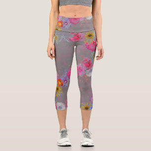 Vintages Aussehen mit Blumenmuster auf Grau Capri Leggings
