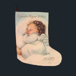 Vintages Baby-Angel-Schlaf Großer Weihnachtsstrumpf<br><div class="desc">Personalisieren Sie dieses liebliche Vintage religiöse Bild eines Mädchenengels in den Wolken schlafen. Auf der Rückseite des Strumpfs befindet sich der Engel Gottes Gebet in Kalligrafie. Kredit: Prints auf artprintsanddecor.com erhältlich</div>