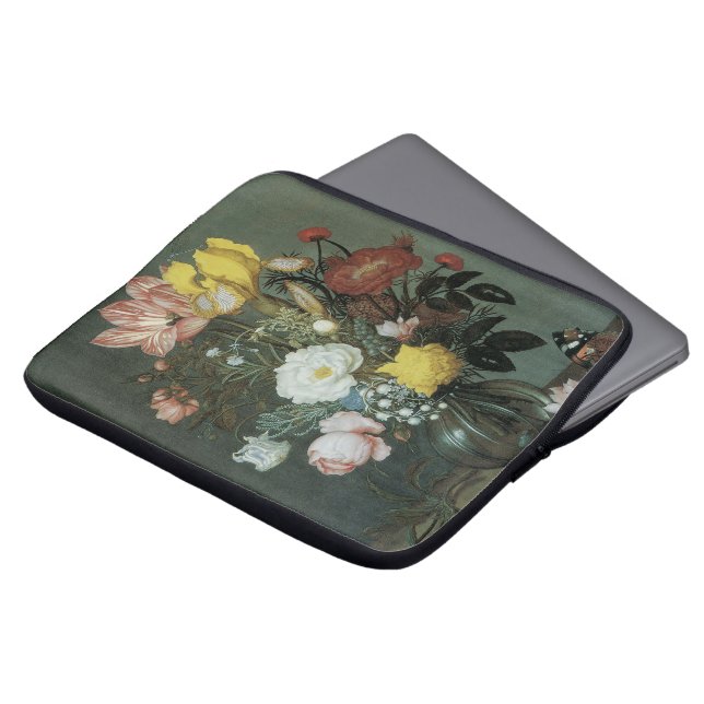 Vintages Barock, Bouquet von Blume in Glasvase Laptopschutzhülle (Vorne Oben)
