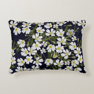 Vintages, barusloses Blumenmuster mit weißem Feld Dekokissen