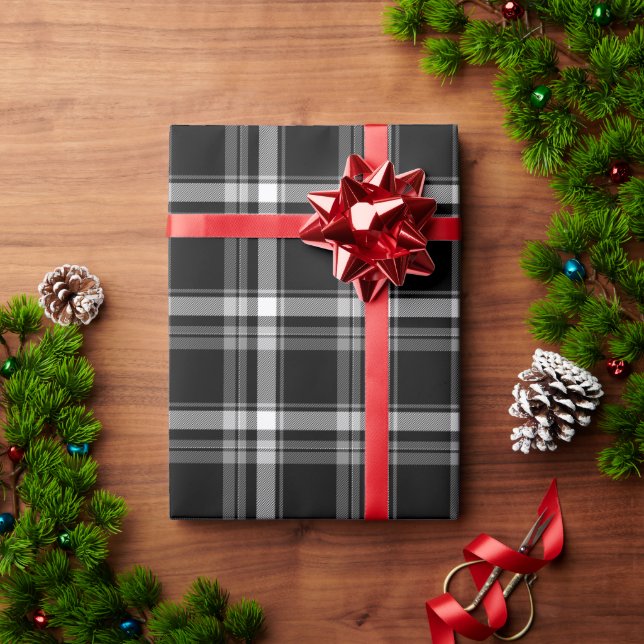 Vintages Bauernhaus, schwarz-weiß, kariert Geschenkpapier (Feiertagsgeschenk)