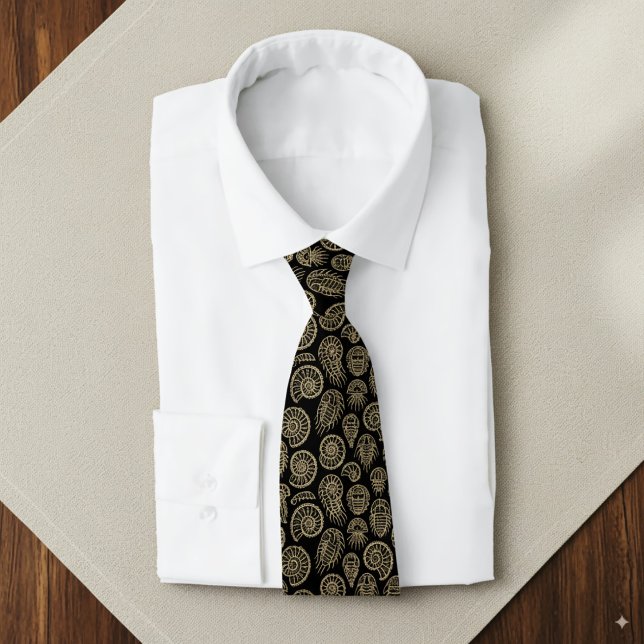 Vintages beige-fossiles Trilobit-Ammoniak-Muster Krawatte (Von Creator hochgeladen)