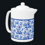 Vintages Blau und Weiß-Teapot<br><div class="desc">Vintag Blau und Weiß französischer Blumenkohl Dieser hübsch detaillierte Teekessel aus französischem Blumenkohl in klassischem Blau und Weiß verleiht jeder Küche eine Touch Vintager Eleganz. #Vintag-blauer Teekanne, #franz. Blumenkochdekor, #elegante Tee-Party-Stil, #classic porcelain tea Set, #blue white China, #Shabby Chic Zuhause Accessory, #timeless floral Keramik Teekanne, #antique inspirierte Teedekor, #traditioneller französischer...</div>