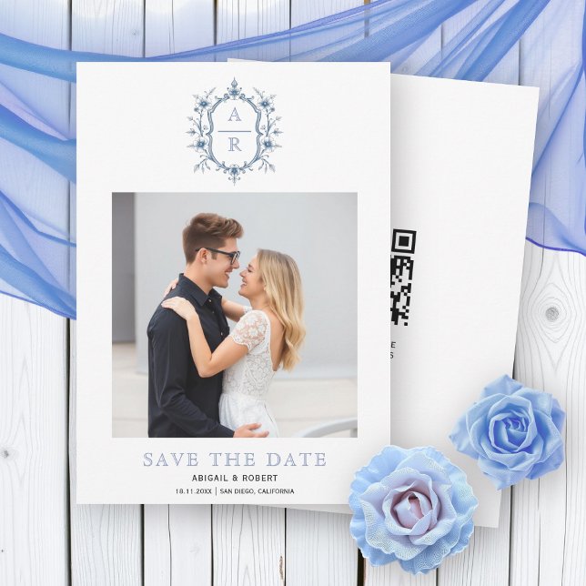 Vintages blauer Wappen Monogramm Foto Save The Date (Von Creator hochgeladen)