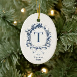 Vintages Blaues Botanisches Monogramm Keramik Ornament<br><div class="desc">Vintager,  blauer und weicher beige botanischer Monogramm-Rahmen,  Ornament.</div>
