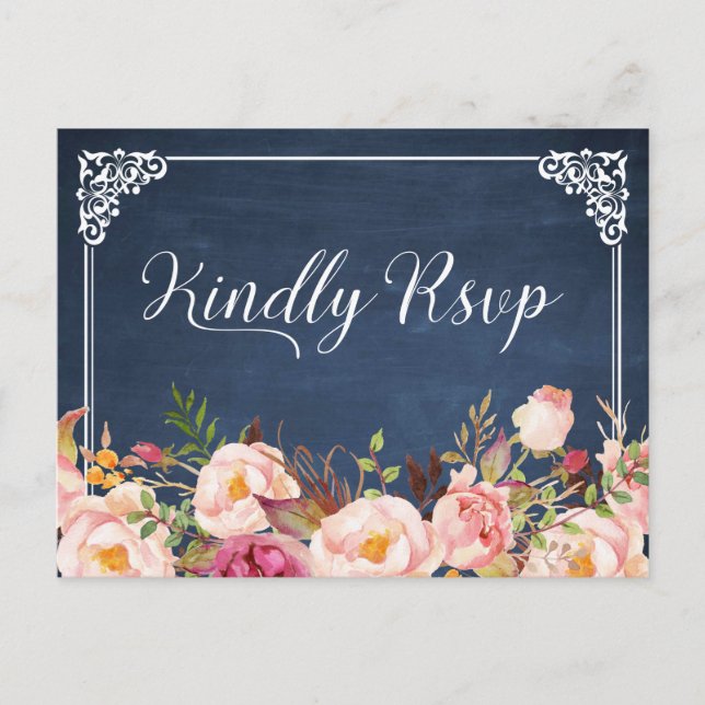 Vintages Blue Chalkboard Floral Wedding RSVP Einladungspostkarte (Vorderseite)