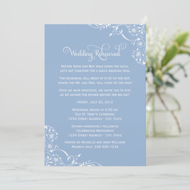 Vintages Blue Scrolls Hochzeit und Probe Einladung (Stehend Vorderseite)