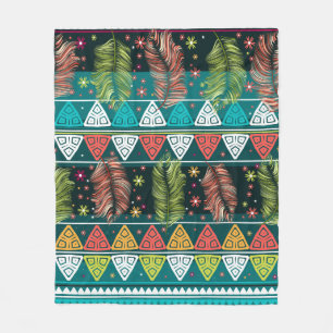 Vintages, blumengeschwungenes ethnisches Muster in Fleecedecke