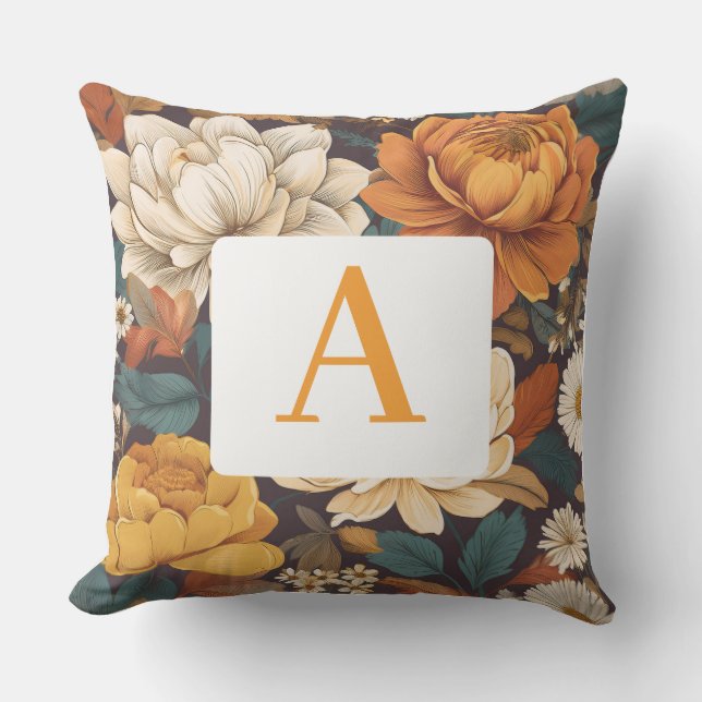 Vintages Boho-Floral-Muster mit Monogramm Kissen (Vorderseite)