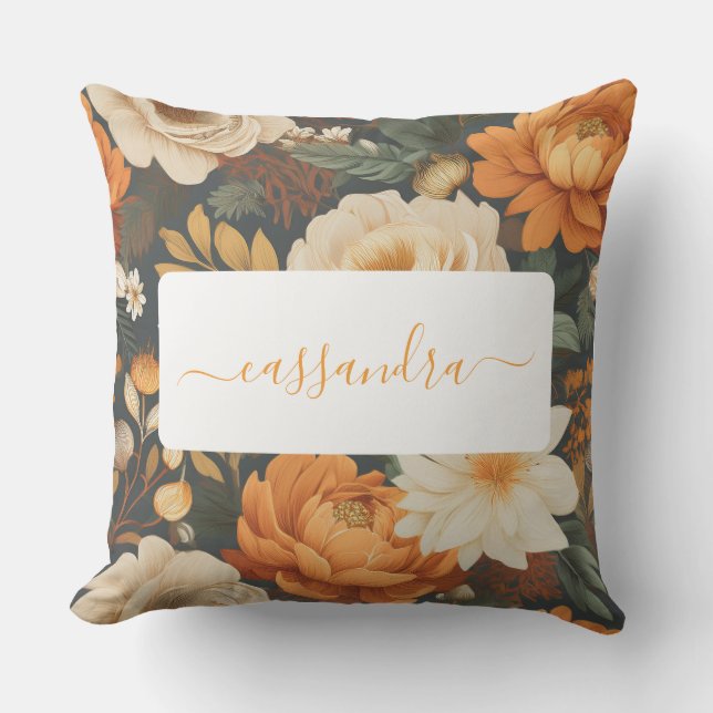 Vintages Boho Floral Muster mit Name Kissen (Vorderseite)