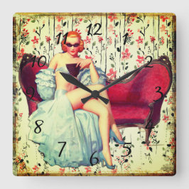 Vintages Button mit Retro-Rot Quadratische Wanduhr