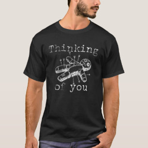 Vintages Denken Sie an Ihre lustige Voodoo-Puppe T-Shirt