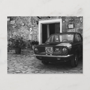 Vintages FIAT-Fahrzeug in Italien in monochromen F Postkarte