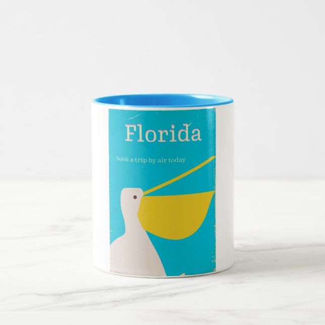 Vintages Florida Pelican Reiseplakat Zweifarbige Tasse (Mittel)