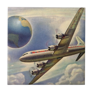 Vintages Flugzeug, das in Wolken um die Welt flieg Fliese