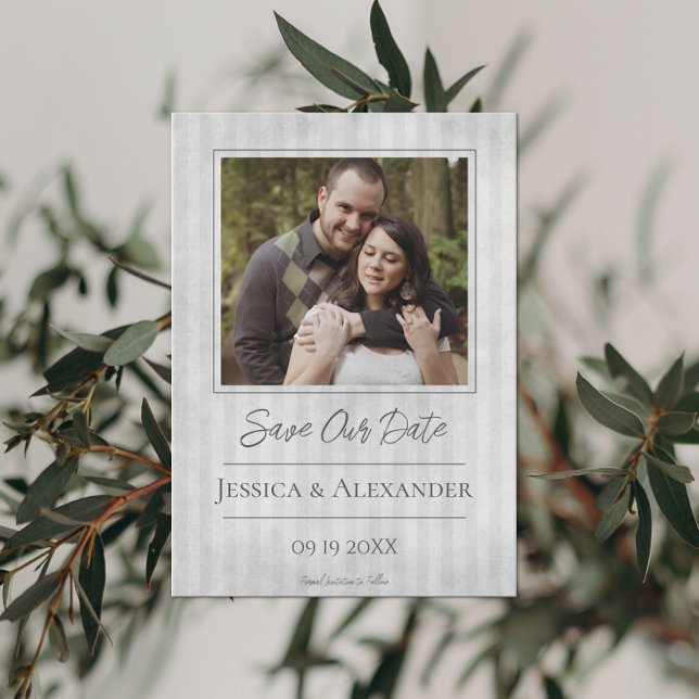 Vintages gestreiftes Foto | Graue Save the Date (Von Creator hochgeladen)