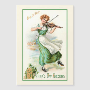 Vintages irisches Lass mit Fiddle Magnetkarte